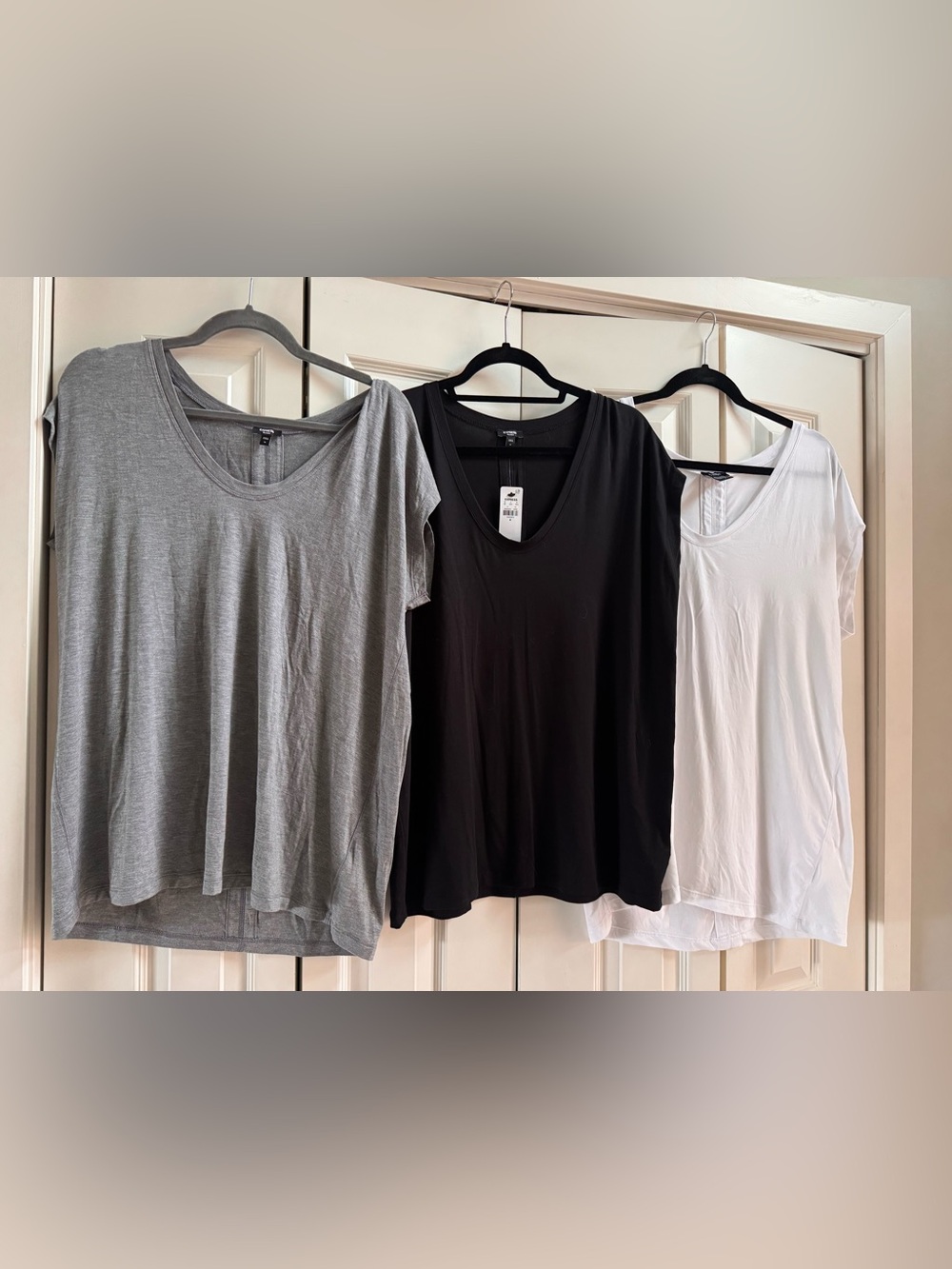 Express Relaxed  V Neck Short Sleeve  Tunic Top  - Medium Lot Of 3